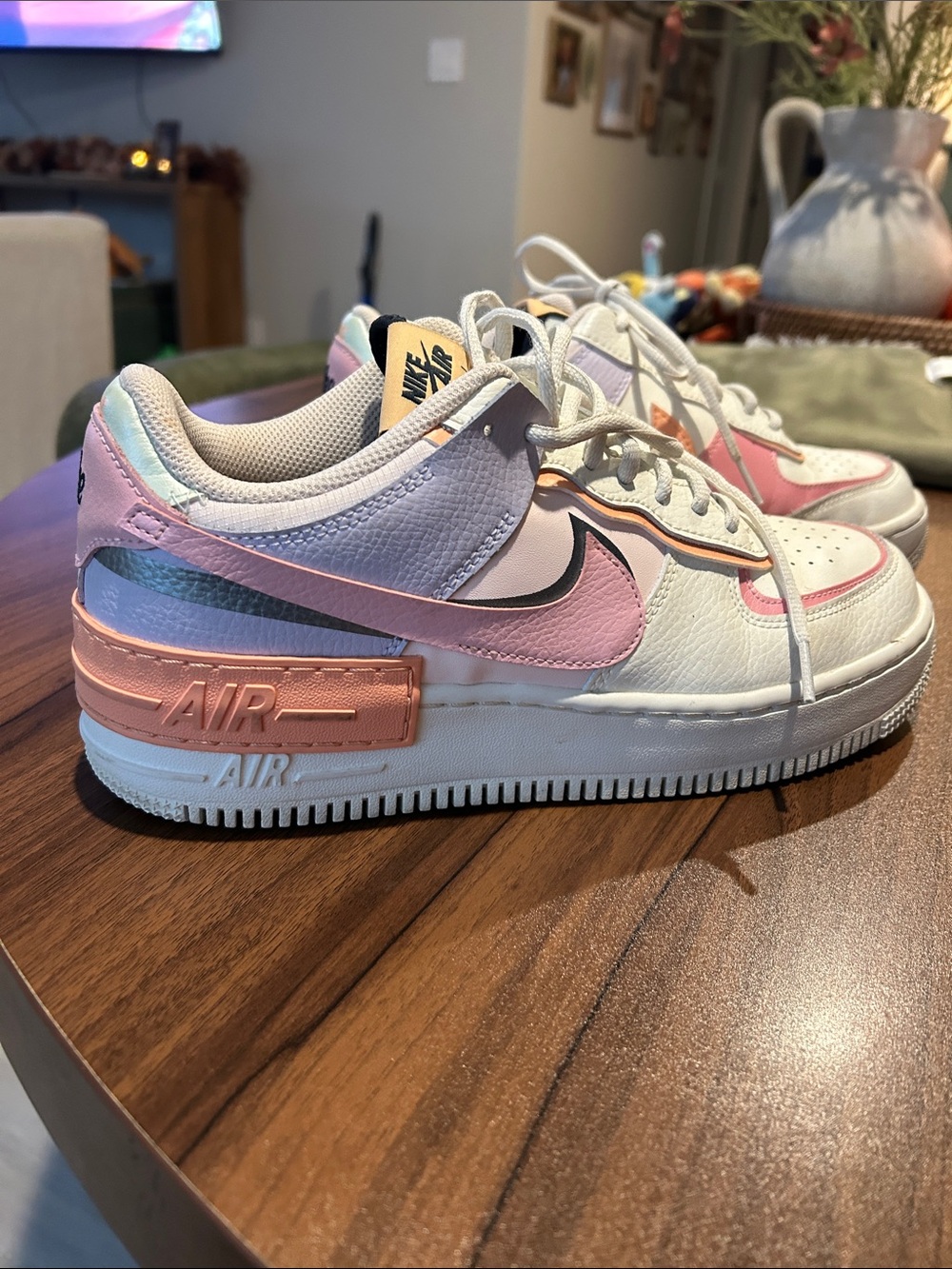 Nike Women's Low-Top Sneakers White with Pink and Peach Accents
